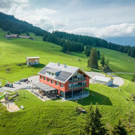 Hotel Restaurant Berghaus Malbun Buchserberg بيوشس المظهر الخارجي الصورة