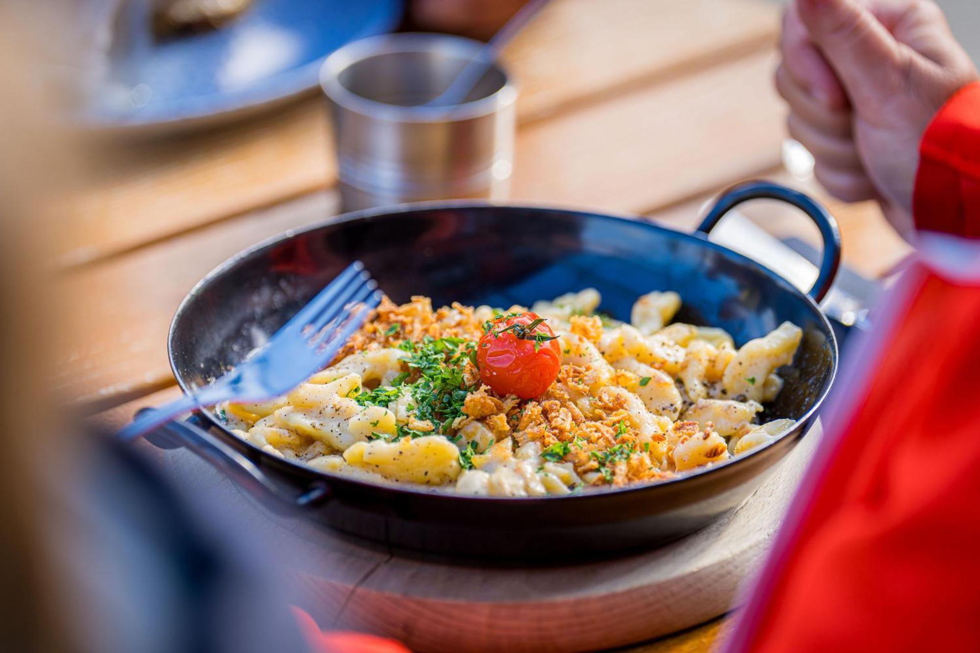 Hotel Restaurant Berghaus Malbun Buchserberg بيوشس المظهر الخارجي الصورة
